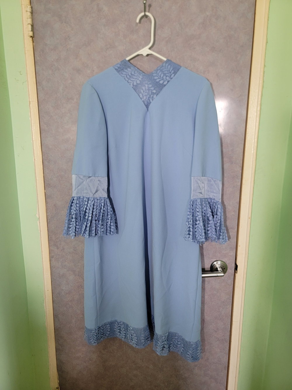 Tahari Light Blue Lace-Detail Long Sleeve Midi Dress
